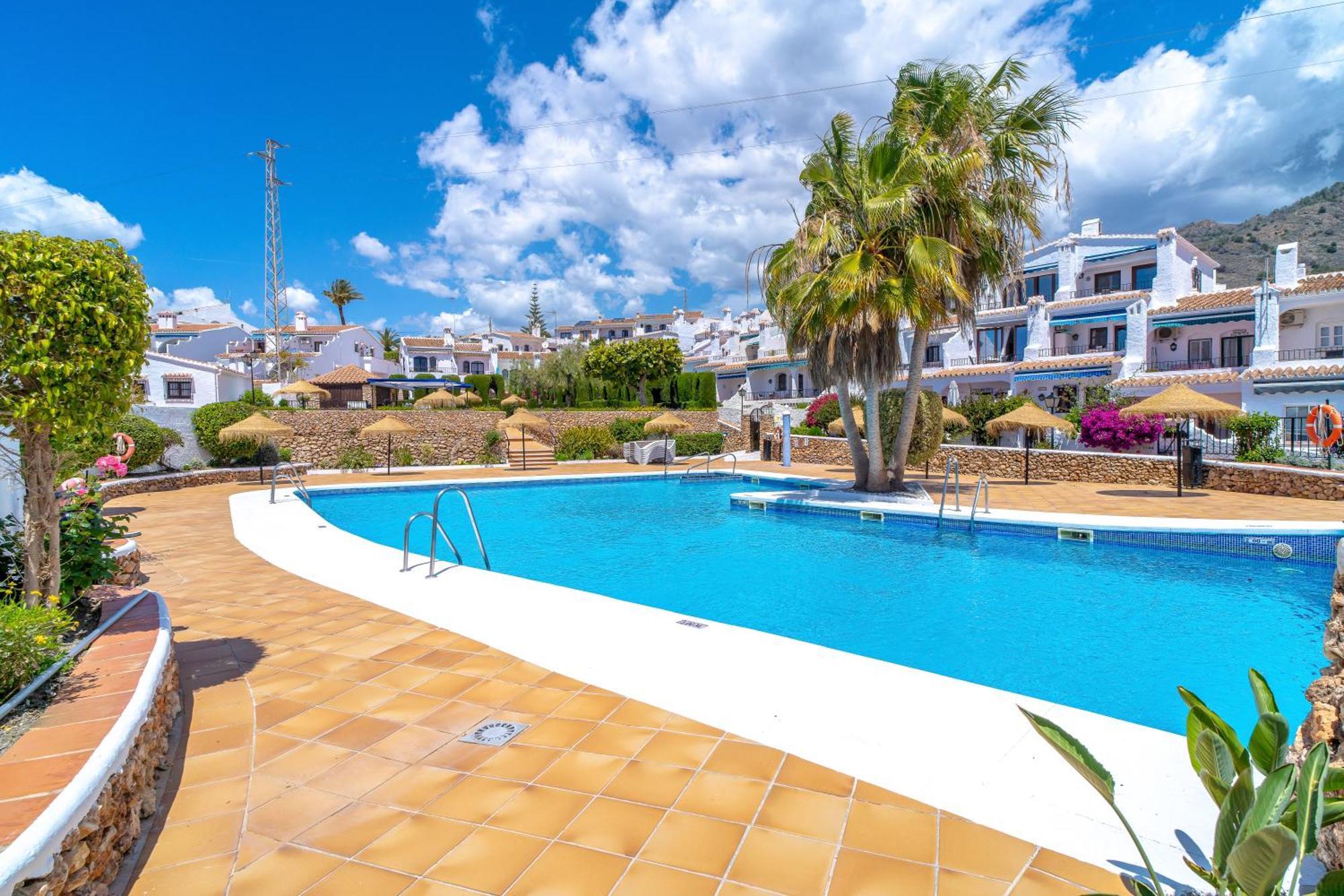 Los Naranjos 25A Private Pool Capistrano Village Nerja Exterior foto